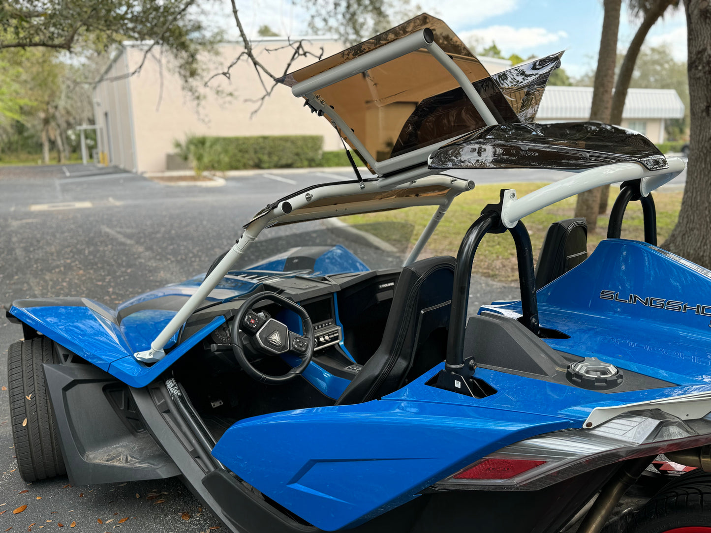 TWIST DYNAMICS GEN 3 GULLWING ROOF SYSTEM FOR THE POLARIS SLINGSHOT (2015-2024)