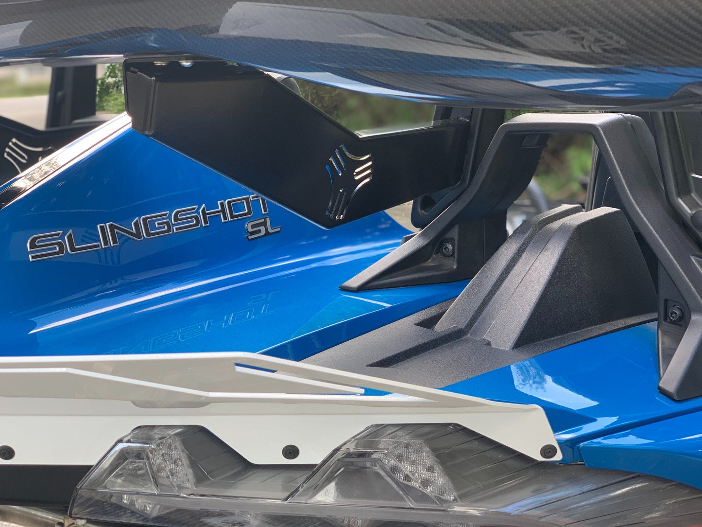 TWIST DYNAMICS REAR WING KIT FOR THE POLARIS SLINGSHOT - LARGE CARBON FIBER WING WITH BRACKETS 2017+ Square hoops only