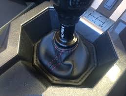 TWIST DYNAMICS SHIFT BOOT FOR THE POLARIS SLINGSHOT (2015-2019)
